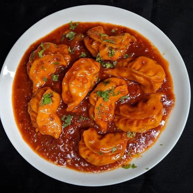 Curry Veg Momo (NF).